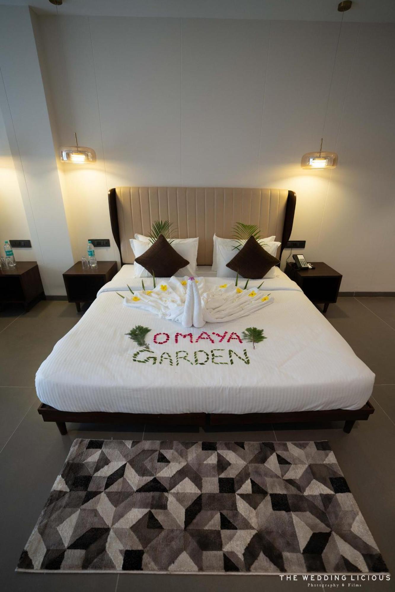 Hotel Omaya Garden Райпур Экстерьер фото